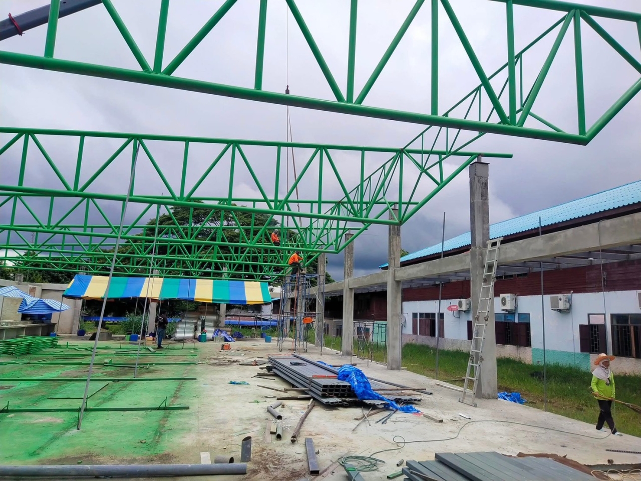 S__30163020_0.jpg - งานก่อสร้างโรงอาหาร | https://tnc-design.com