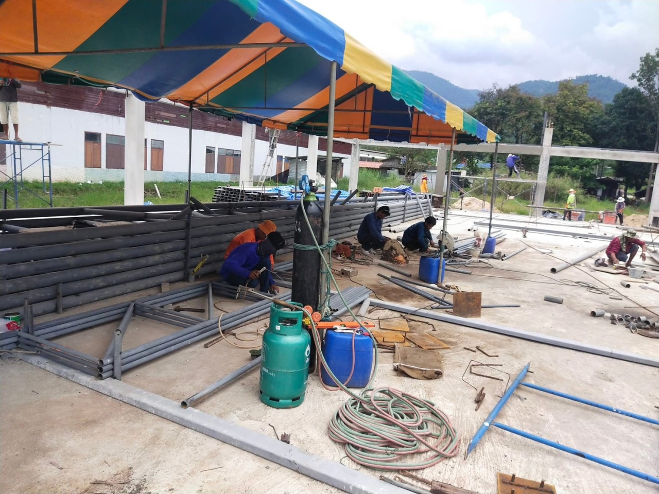 S__30163022_0.jpg - งานก่อสร้างโรงอาหาร | https://tnc-design.com