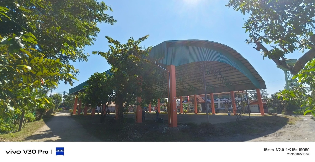 S__30163068_0.jpg - งานก่อสร้างโดมเอนกประสงค์โรงเรียน | https://tnc-design.com