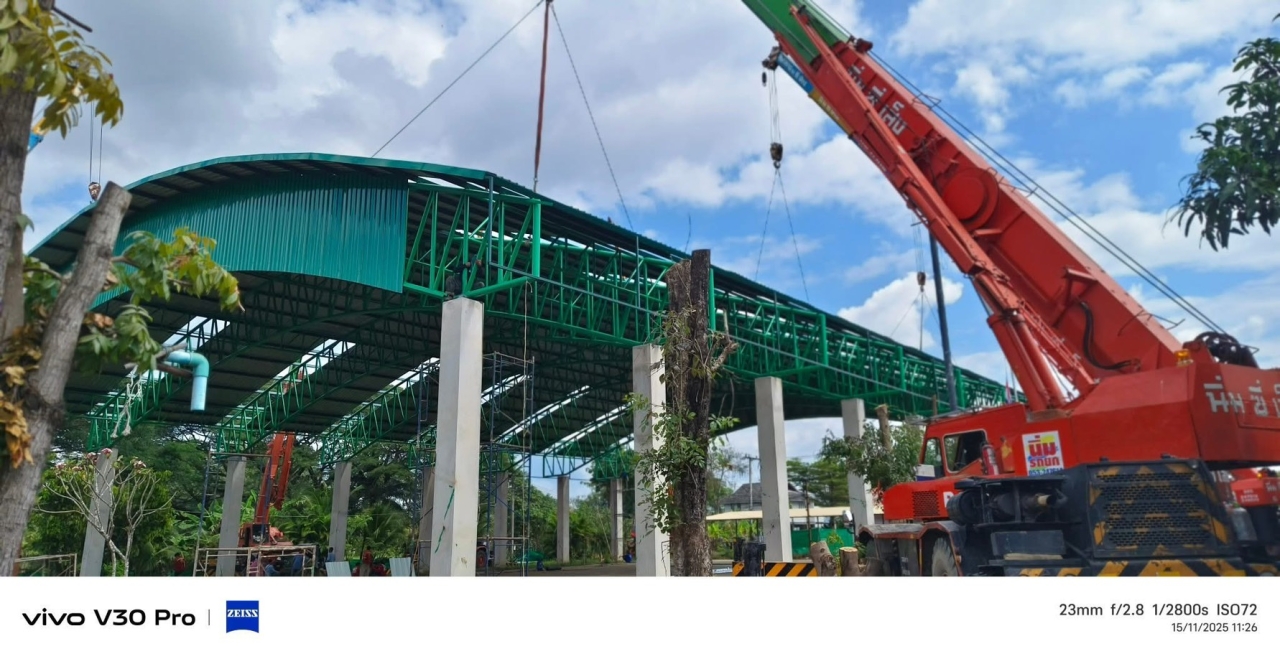 S__30163070_0.jpg - งานก่อสร้างโดมเอนกประสงค์โรงเรียน | https://tnc-design.com