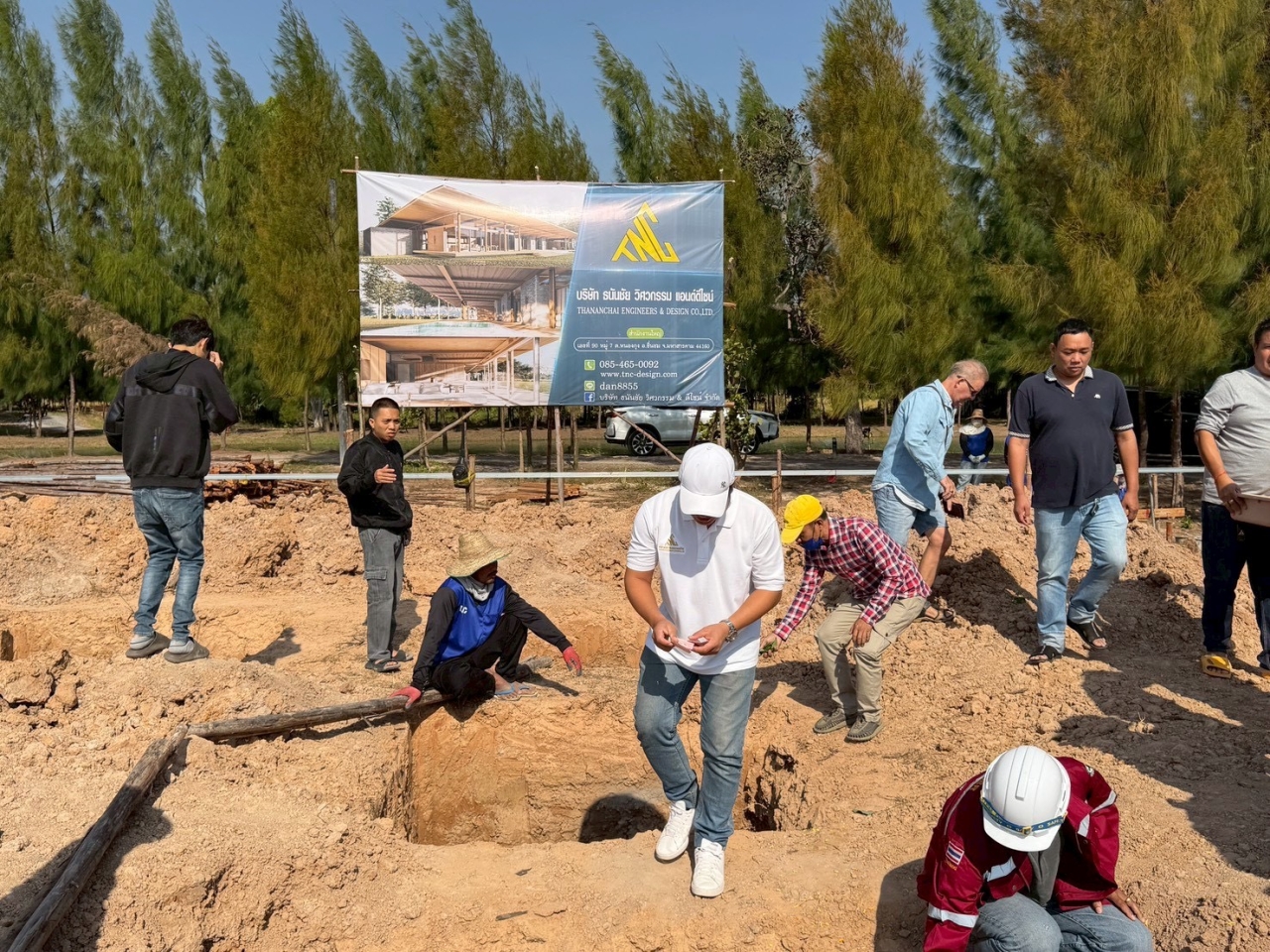 S__30163132_0.jpg - งานก่อสร้างบ้านหรูพร้อมสระว่ายน้ำ | https://tnc-design.com