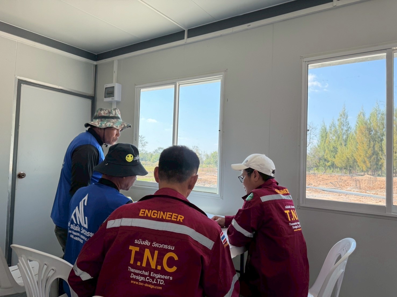 S__30163135_0.jpg - งานก่อสร้างบ้านหรูพร้อมสระว่ายน้ำ | https://tnc-design.com