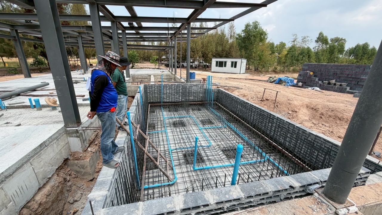 S__30163137_0.jpg - งานก่อสร้างบ้านหรูพร้อมสระว่ายน้ำ | https://tnc-design.com