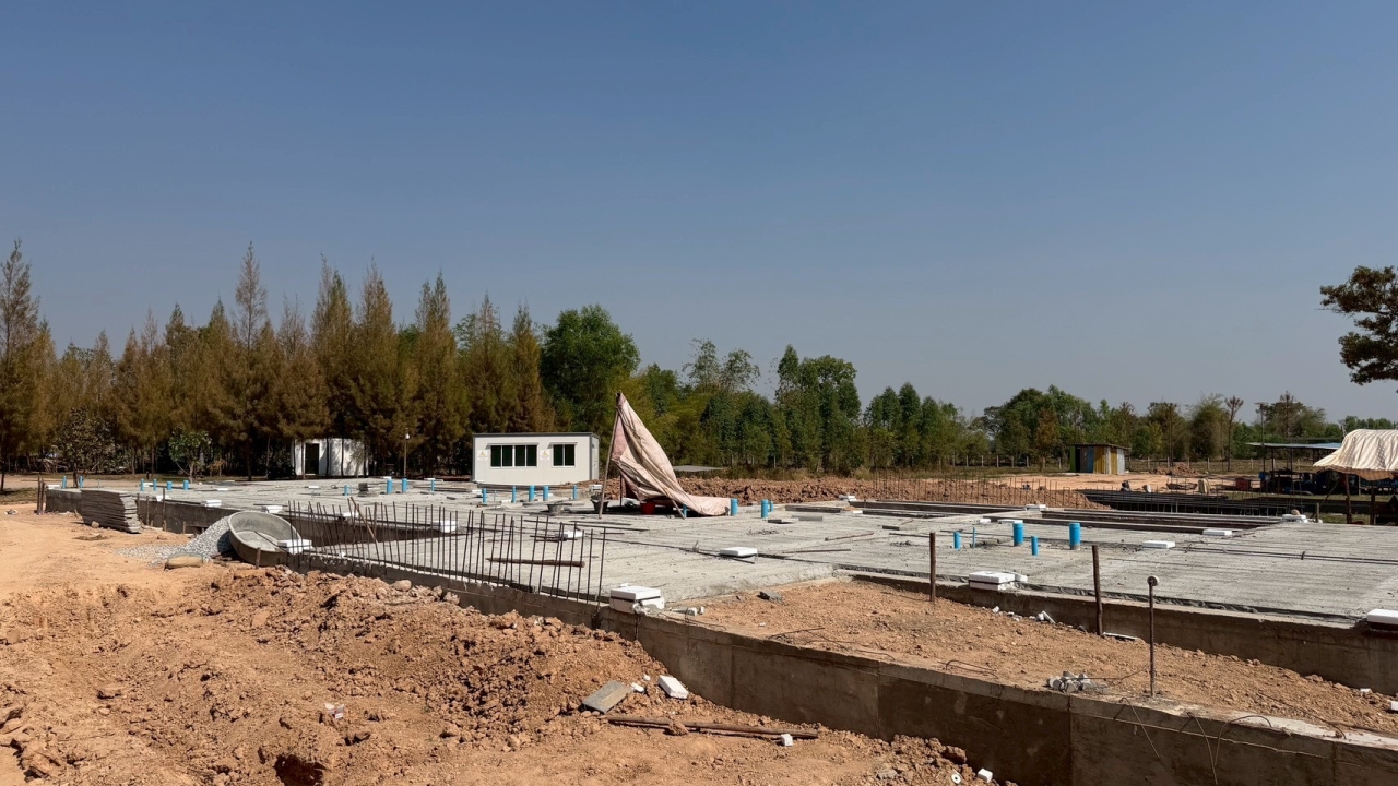 S__30163139_0.jpg - งานก่อสร้างบ้านหรูพร้อมสระว่ายน้ำ | https://tnc-design.com