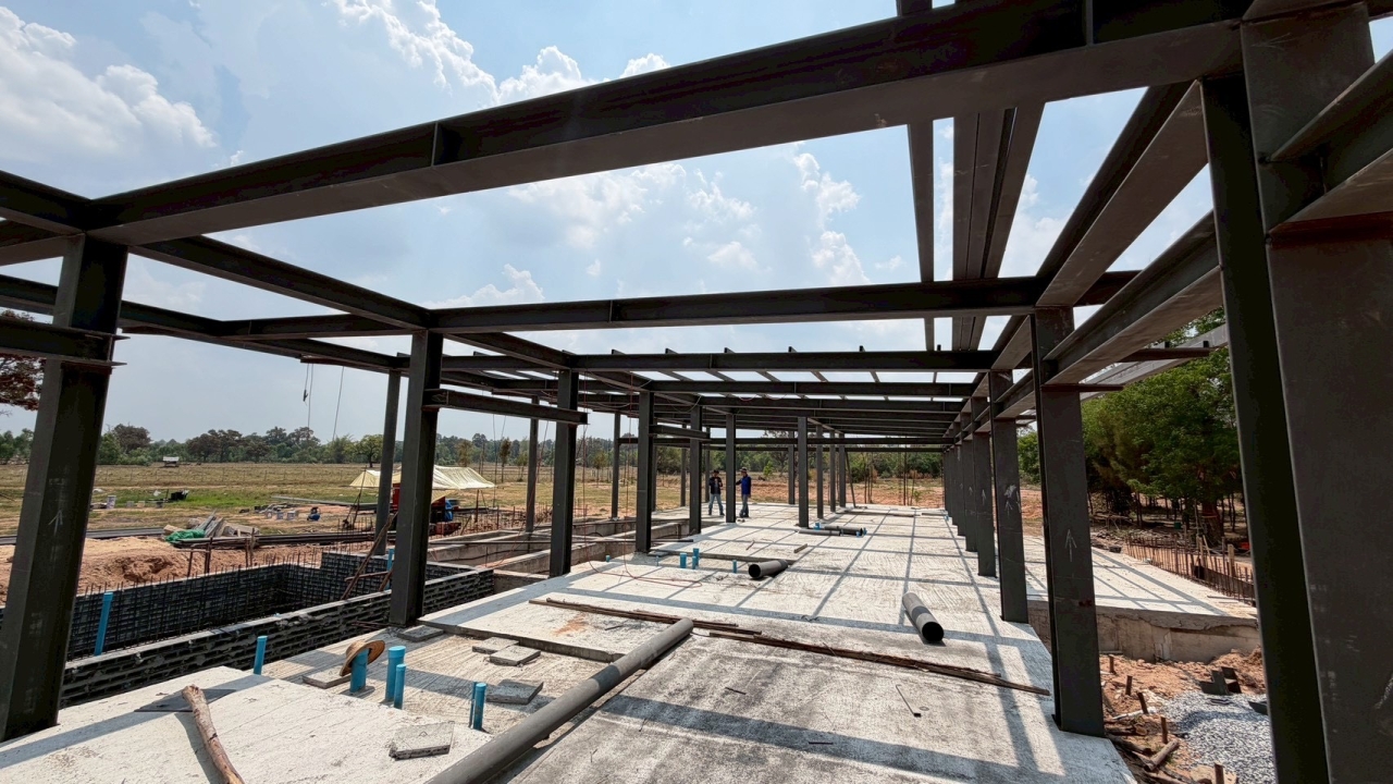 S__30163141_0.jpg - งานก่อสร้างบ้านหรูพร้อมสระว่ายน้ำ | https://tnc-design.com