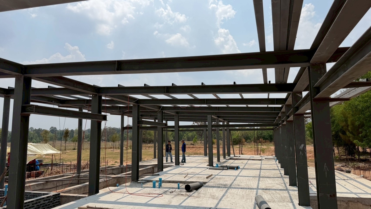 S__30163148_0.jpg - งานก่อสร้างบ้านหรูพร้อมสระว่ายน้ำ | https://tnc-design.com