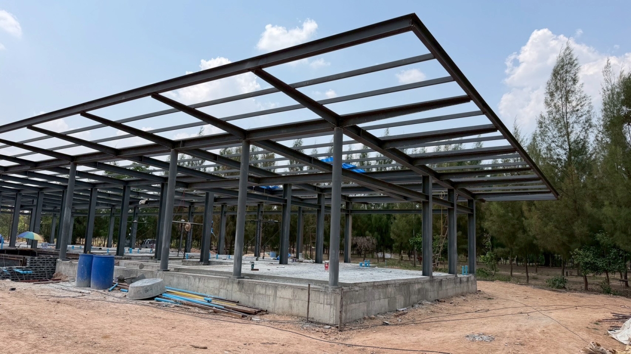 S__30163152_0.jpg - งานก่อสร้างบ้านหรูพร้อมสระว่ายน้ำ | https://tnc-design.com