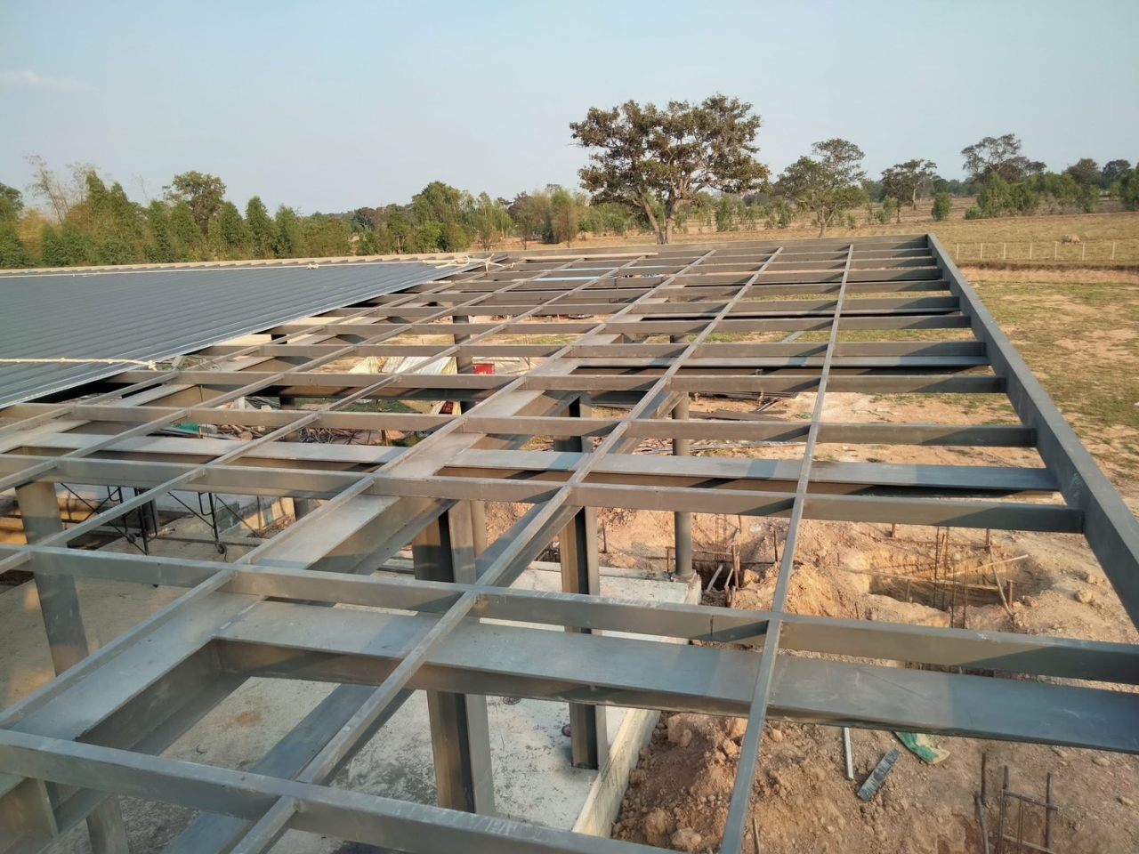 S__30163162_0.jpg - งานก่อสร้างบ้านหรูพร้อมสระว่ายน้ำ | https://tnc-design.com