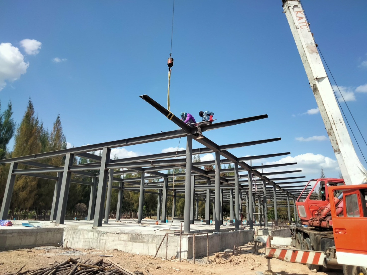 S__30163184_0.jpg - งานก่อสร้างบ้านหรูพร้อมสระว่ายน้ำ | https://tnc-design.com