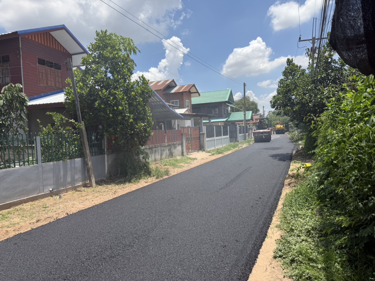 S__31416396_0.jpg - งานถนนแอสฟัลติก | https://tnc-design.com