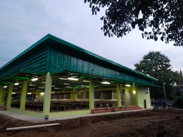 งานก่อสร้างโรงอาหาร